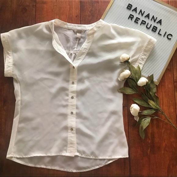 Banana Republic Ivory Sheer Short Sleeve Blouse - Picture 5 of 8
